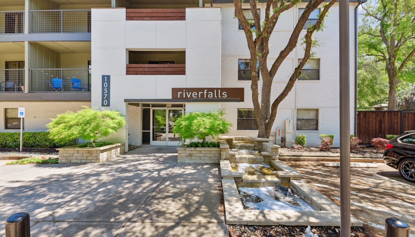 Riverfalls at Bellmar Image 2