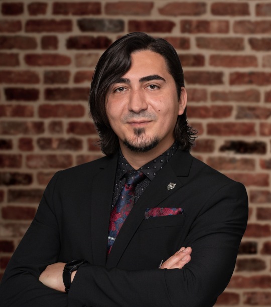 Cristian Guralivu Cristian Guralivu